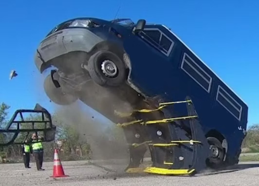 Anti-ram Vehicle Barriers