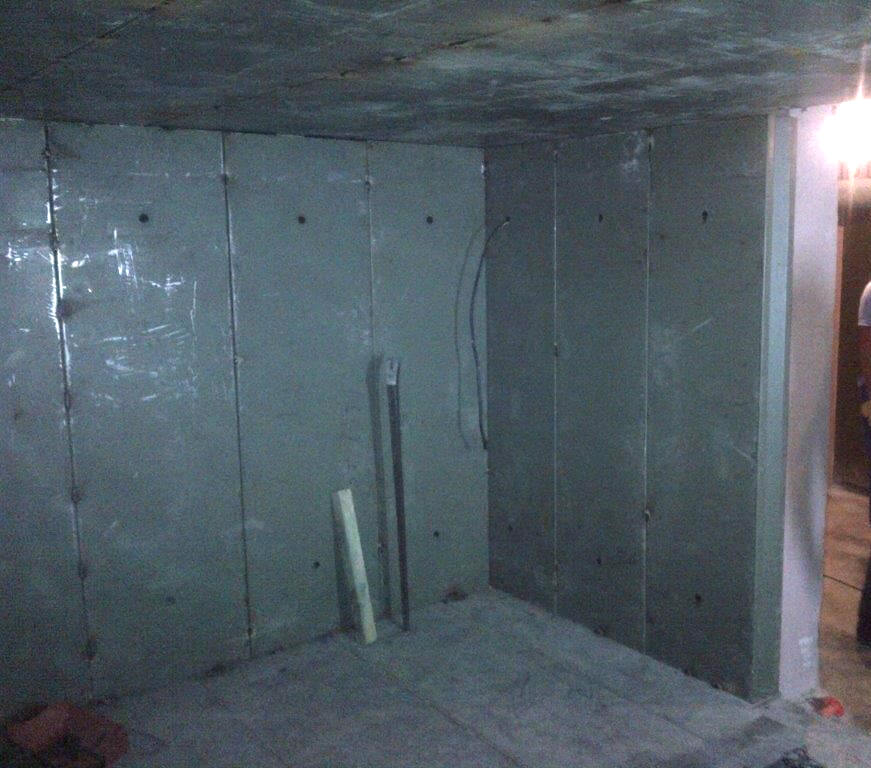 Protective Panels for Room Protection